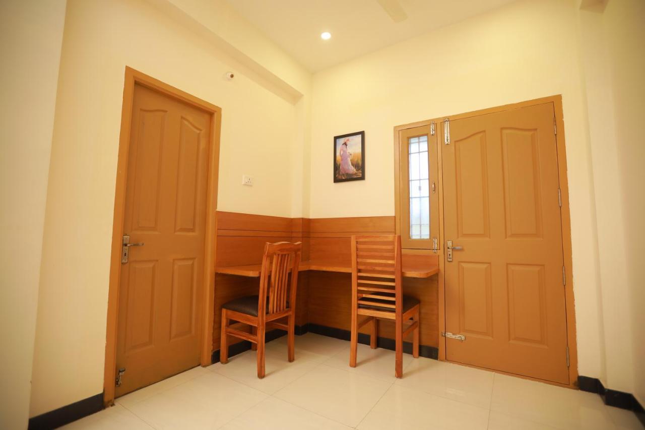 Jmj Comfort Hotel Salem Exterior foto